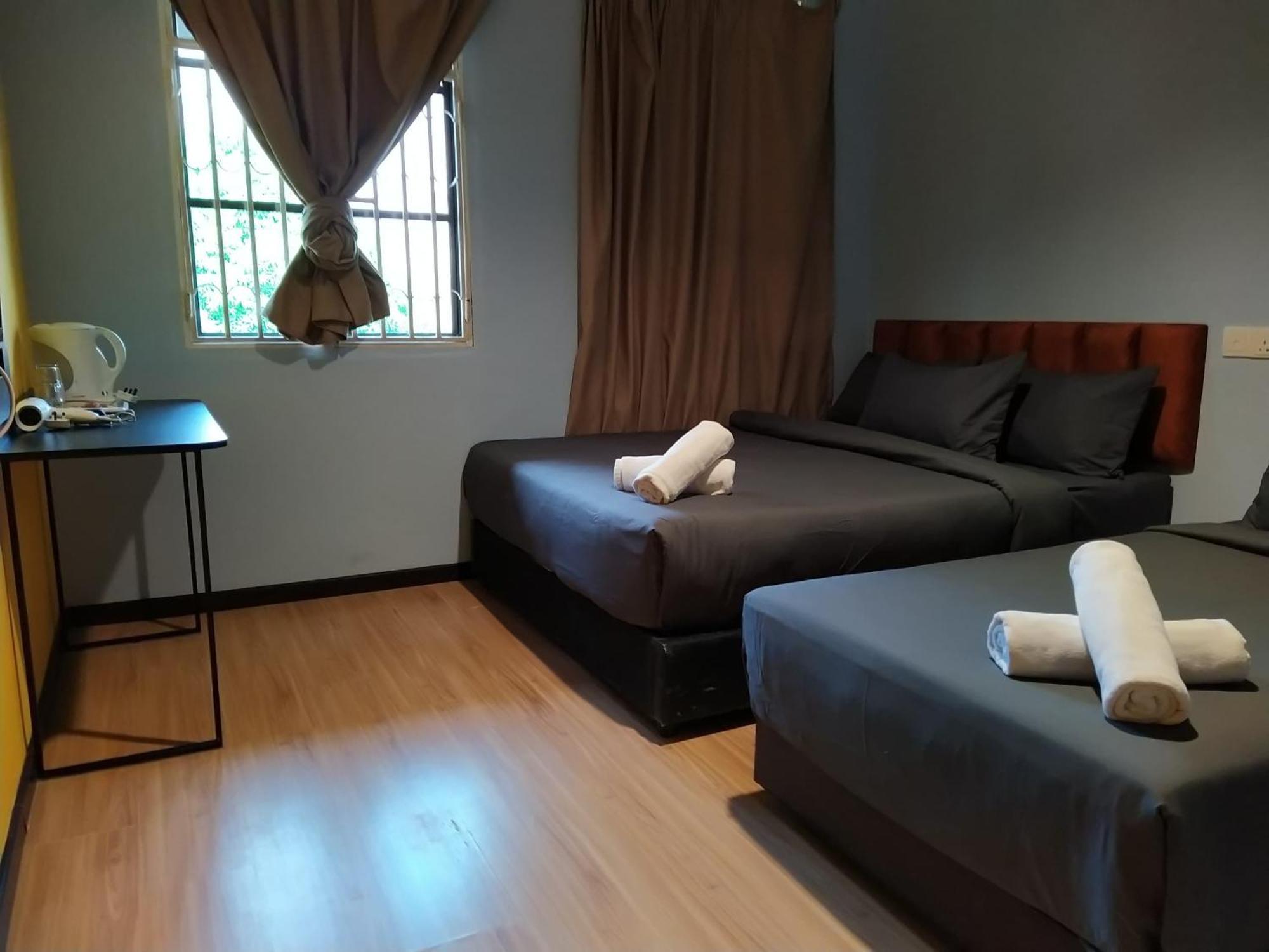 Jonkerjewel Inn Малакка Экстерьер фото